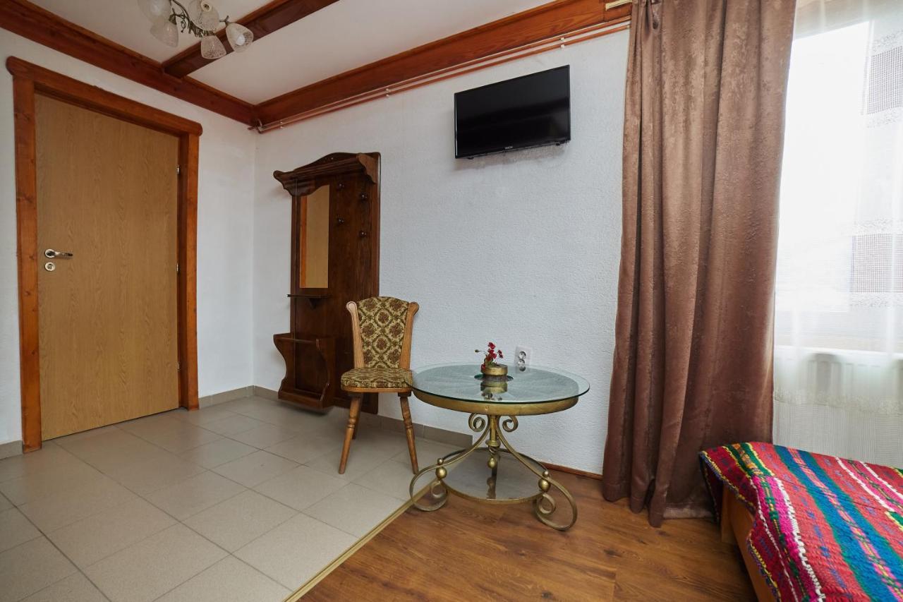 Pensiunea Colt Alb Ocolis Bagian luar foto