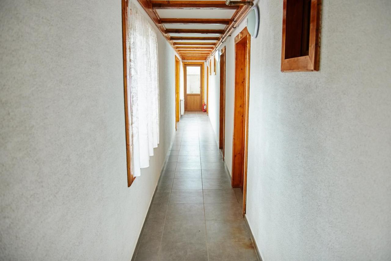 Pensiunea Colt Alb Ocolis Bagian luar foto